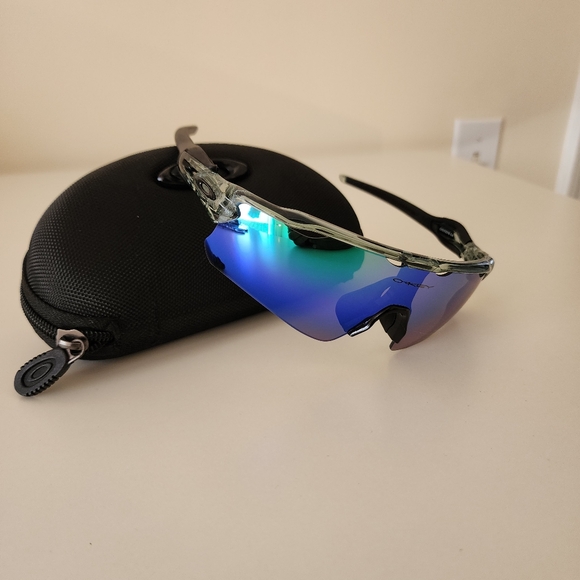 Oakley Radar EV path - Picture 5 of 8